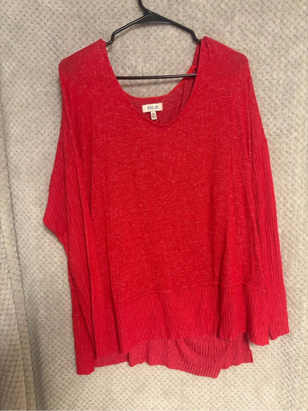 Per Se Red Lightweight Scoop Neck Women's Sweater